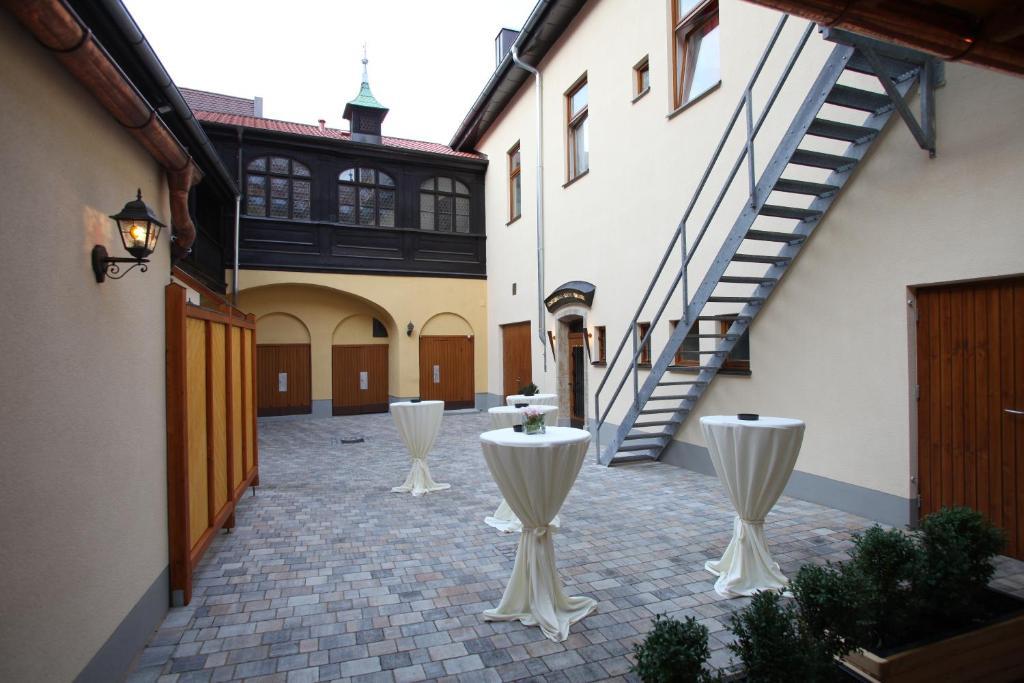 Altstadt-Hotel Zieglerbraeu Dachau Exterior foto